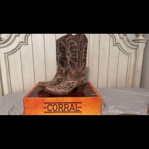 Brand new worn once!!